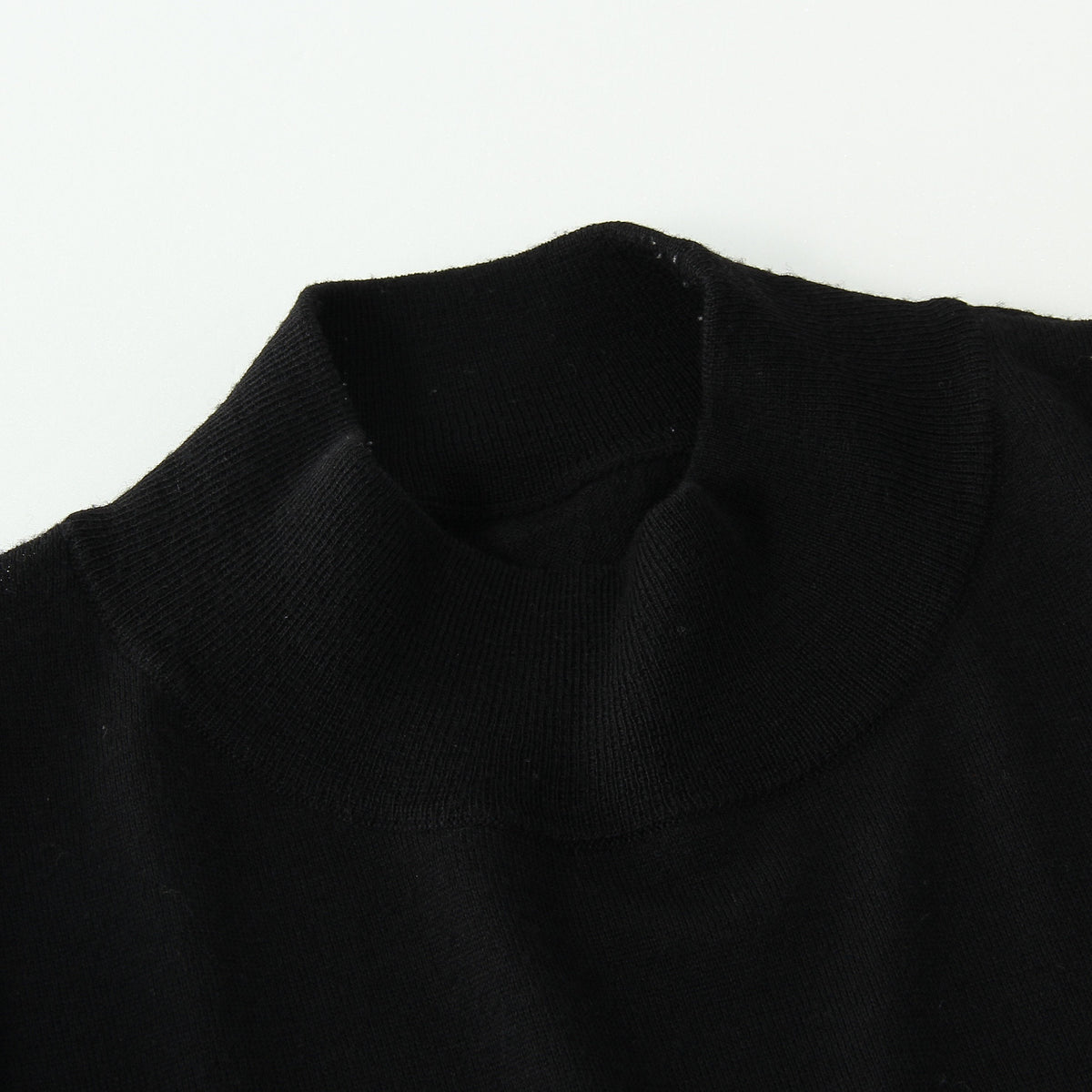 SUPERFINE WOOL KNIT
