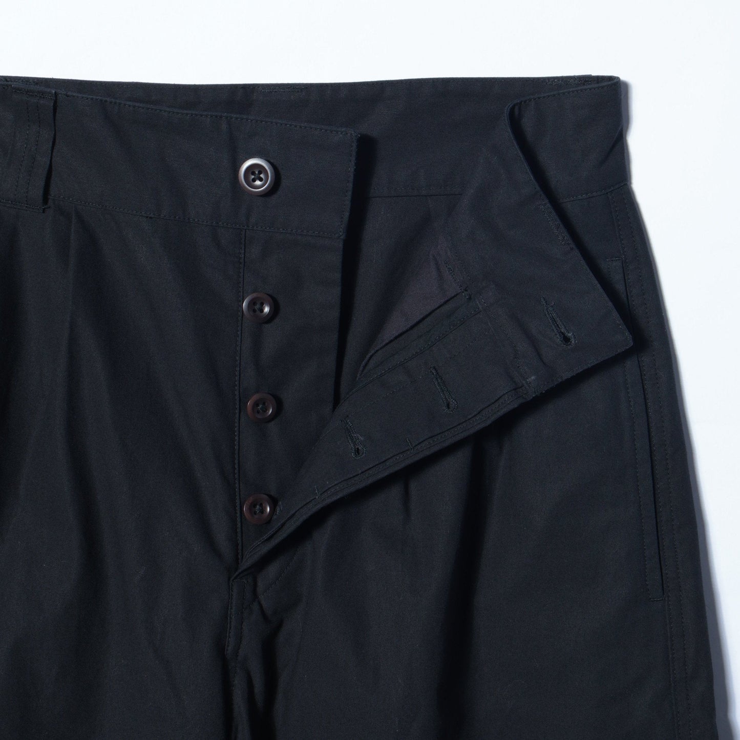 CRISP COTTON PLAINWEAVE TROUSERS