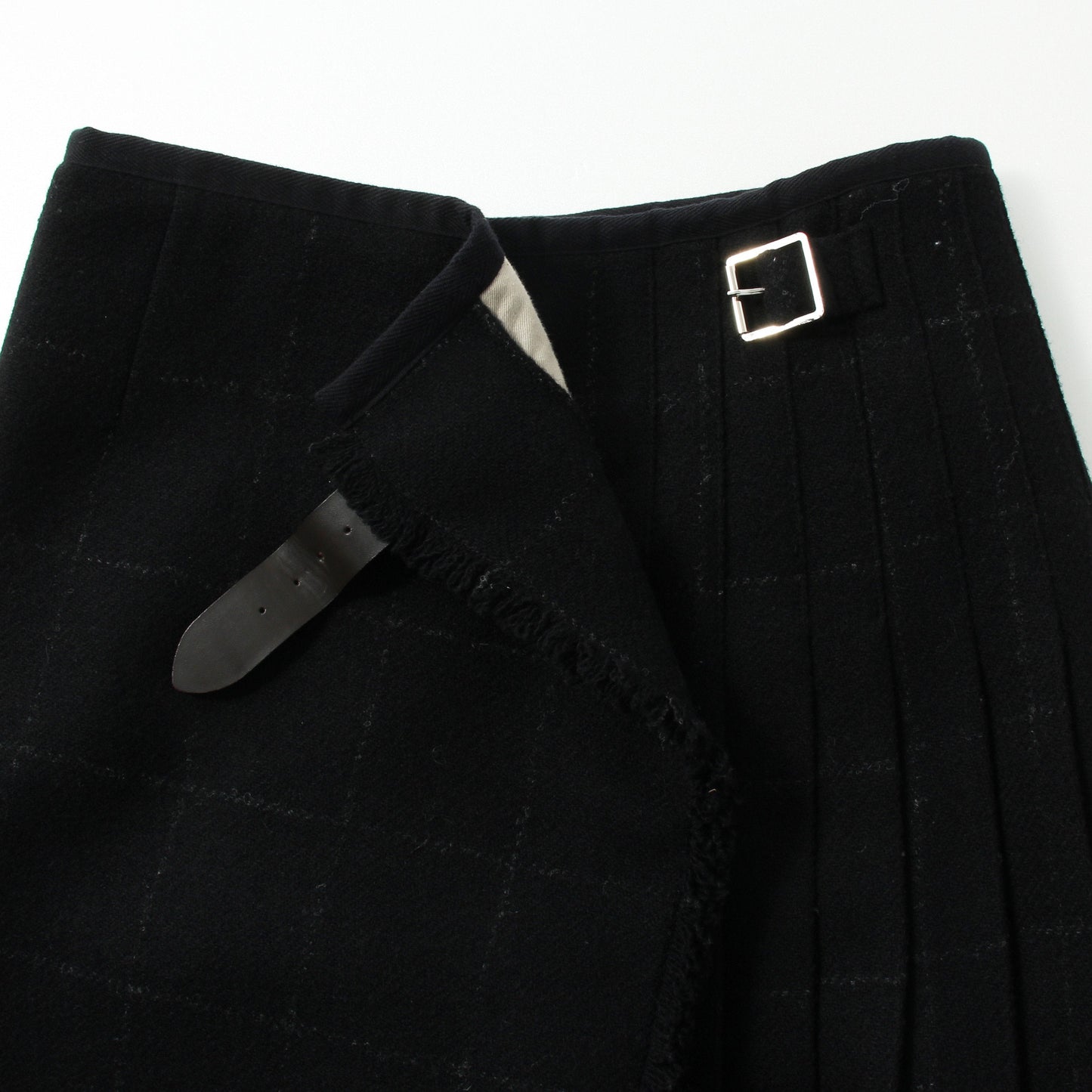 BLACK WINDOWPANE CHECK SKIRT