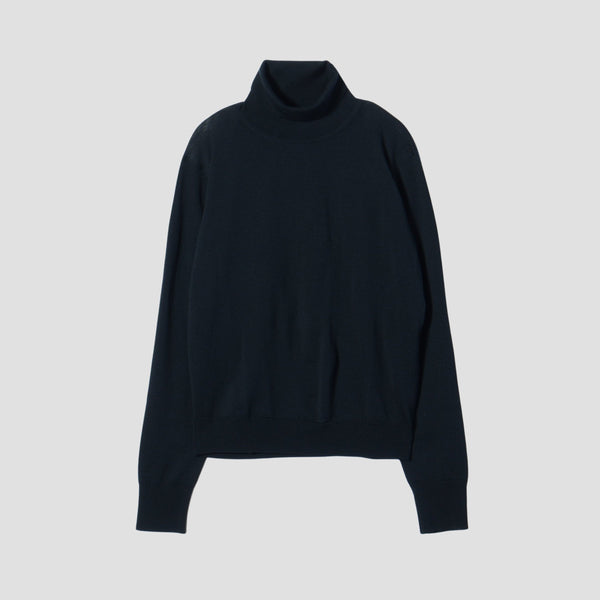 WOOL TURTLE NECK KNIT