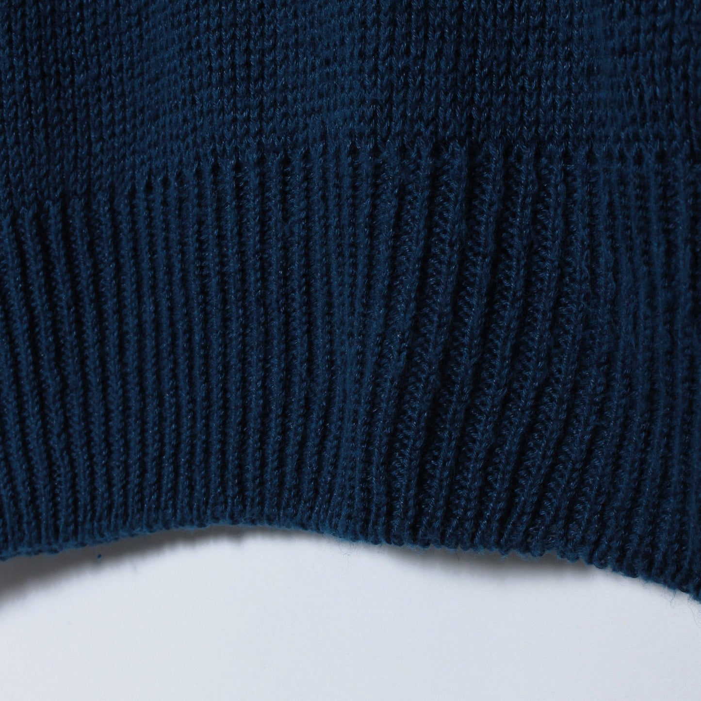 LONG SLEEVE CREW NECK KNIT