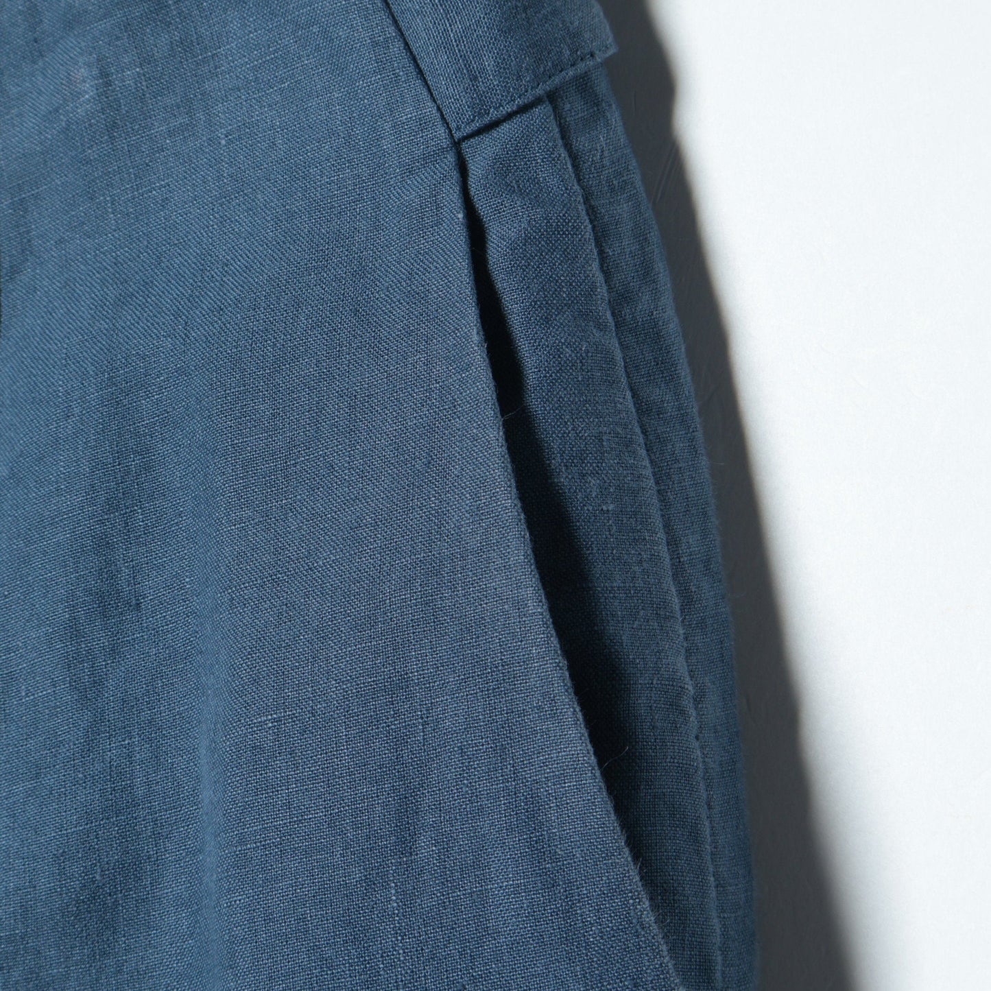 LINEN TROUSERS