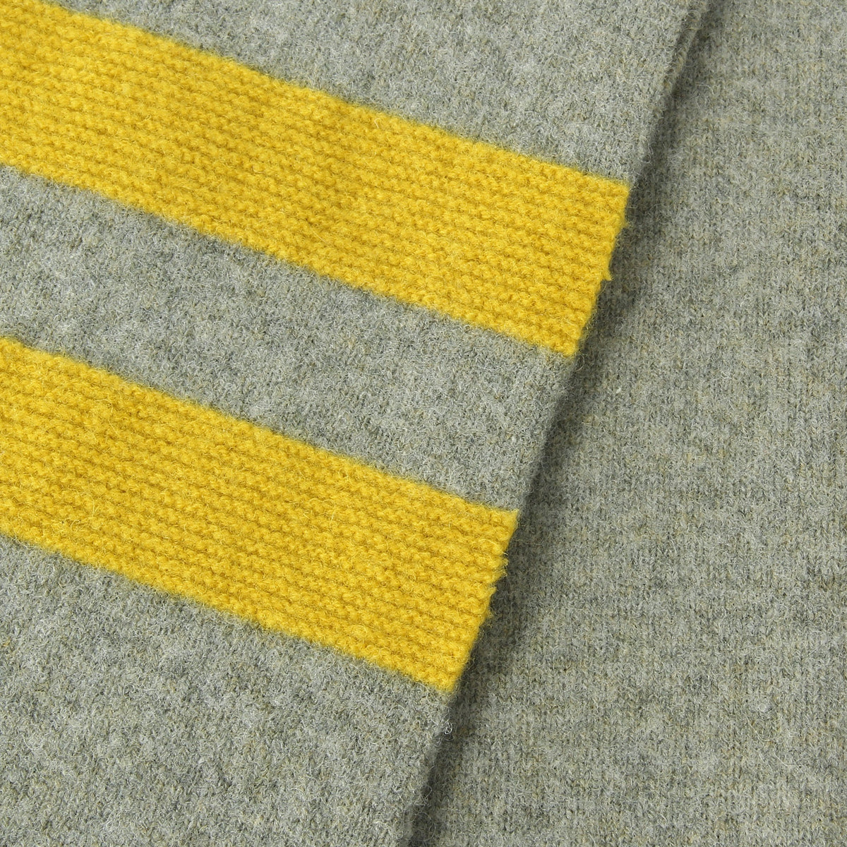 LAMBSWOOL SCARF