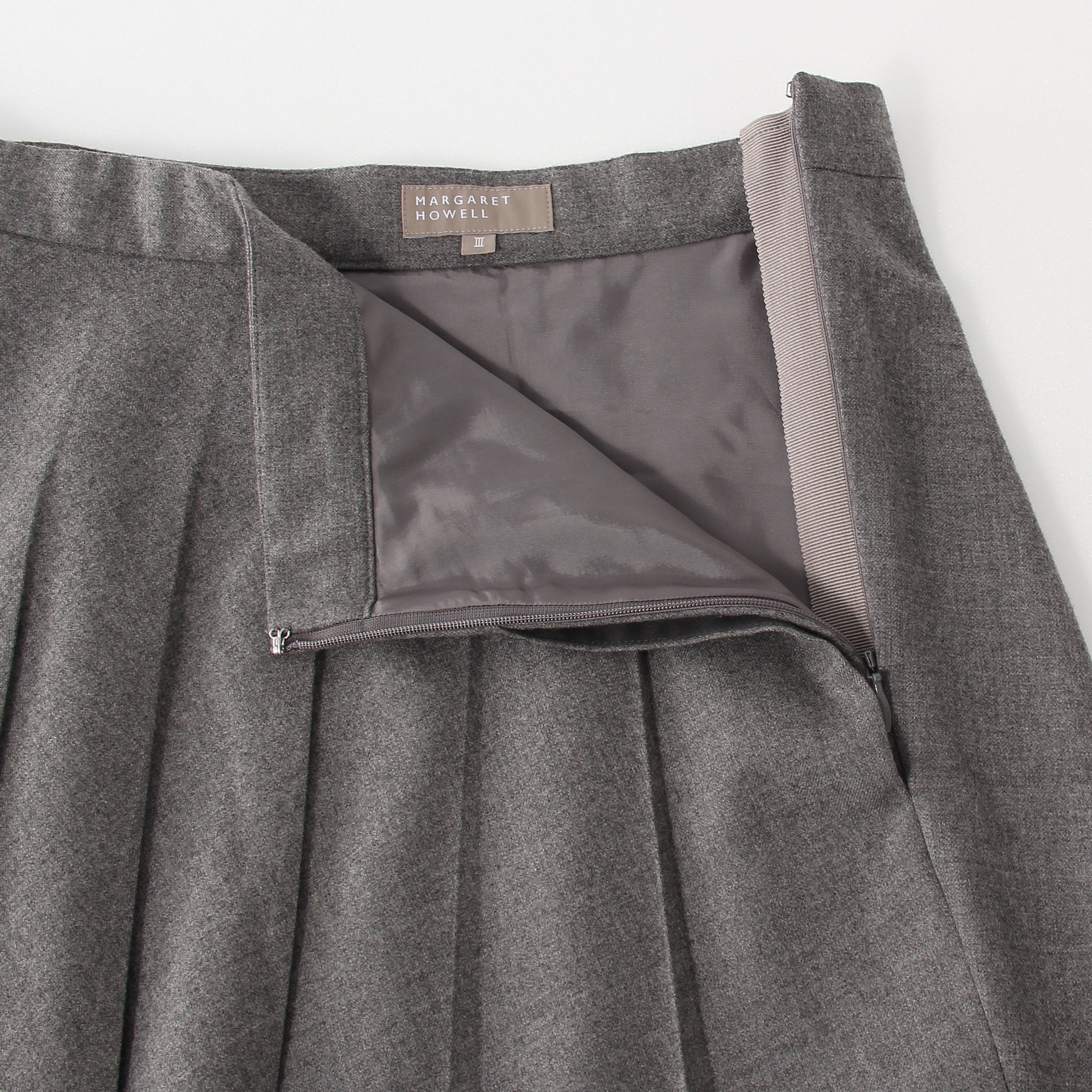 スカート / III / GREY(グレー) ｜ マーガレット・ハウエル 公式