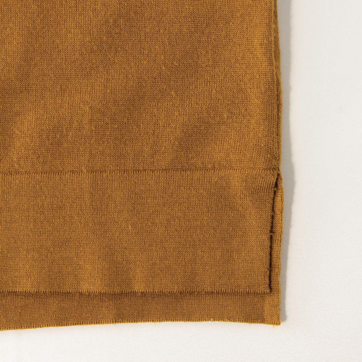 SUPERFINE WOOL KNIT