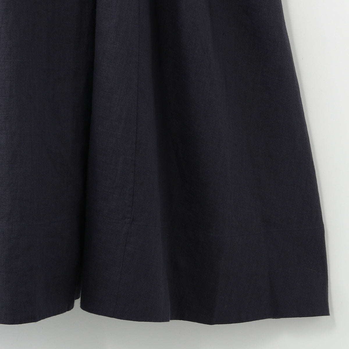 LIGHTWEIGHT LINEN DRESS