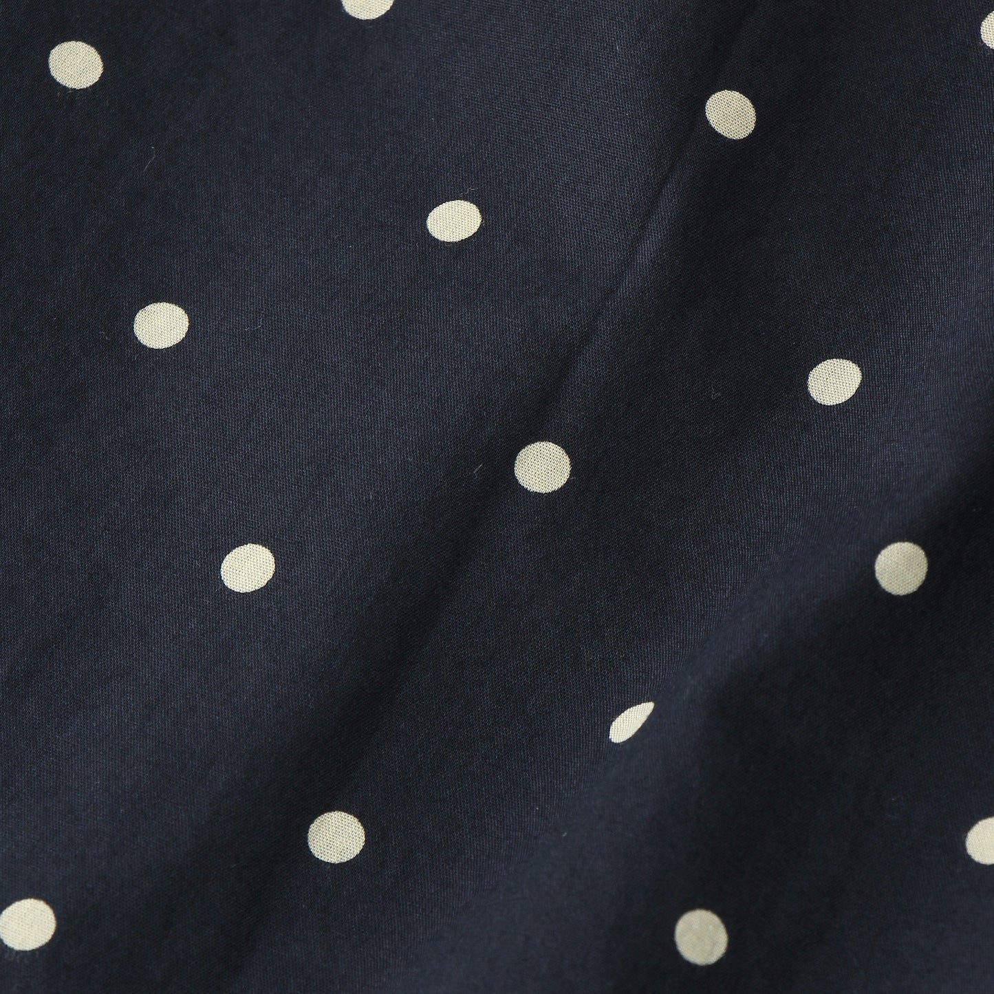 CLOSE SPOT BATISTE SHIRT