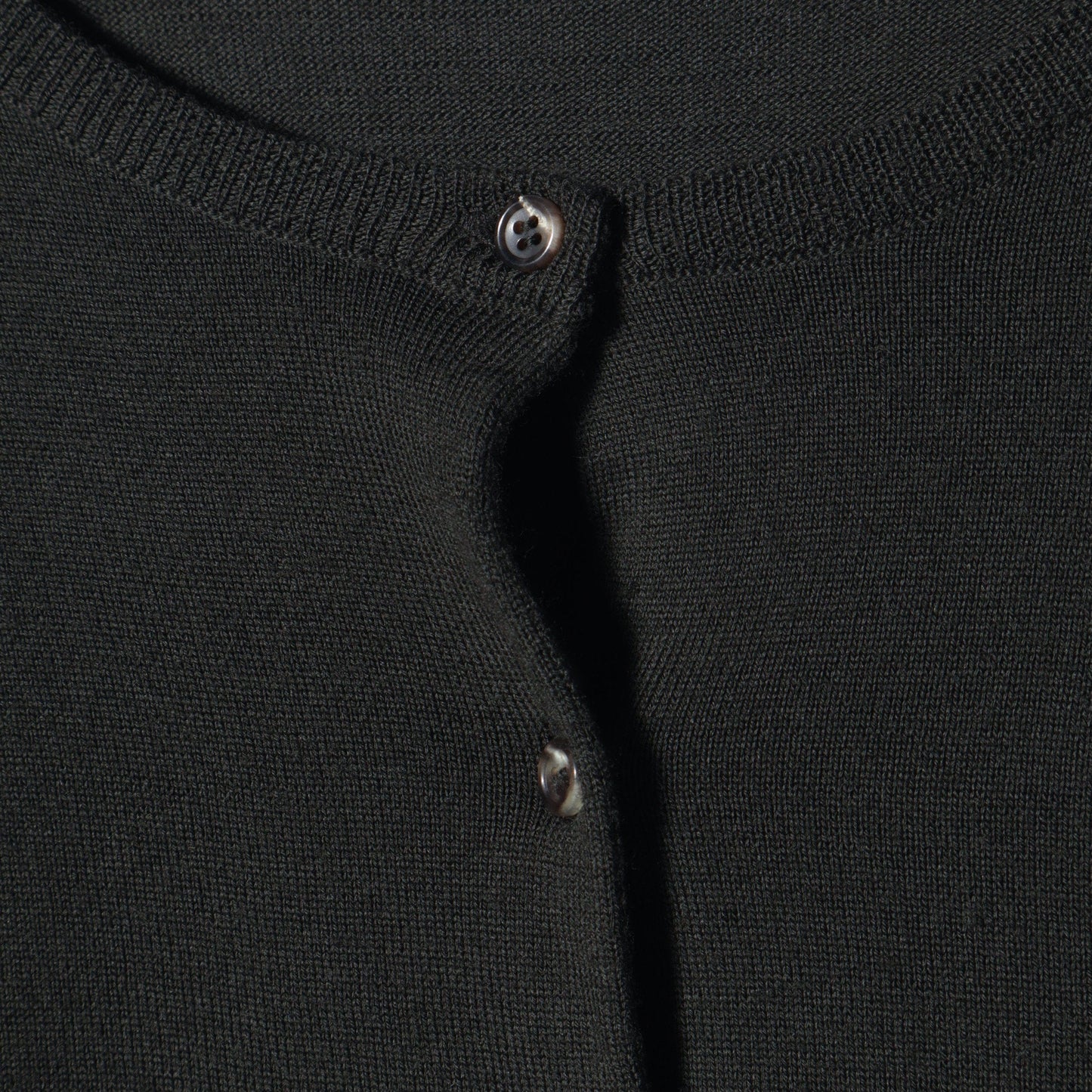 SUPERFINE WOOL KNIT
