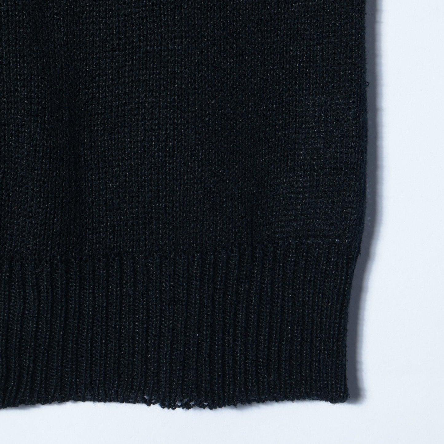 LONG SLEEVE CREW NECK KNIT
