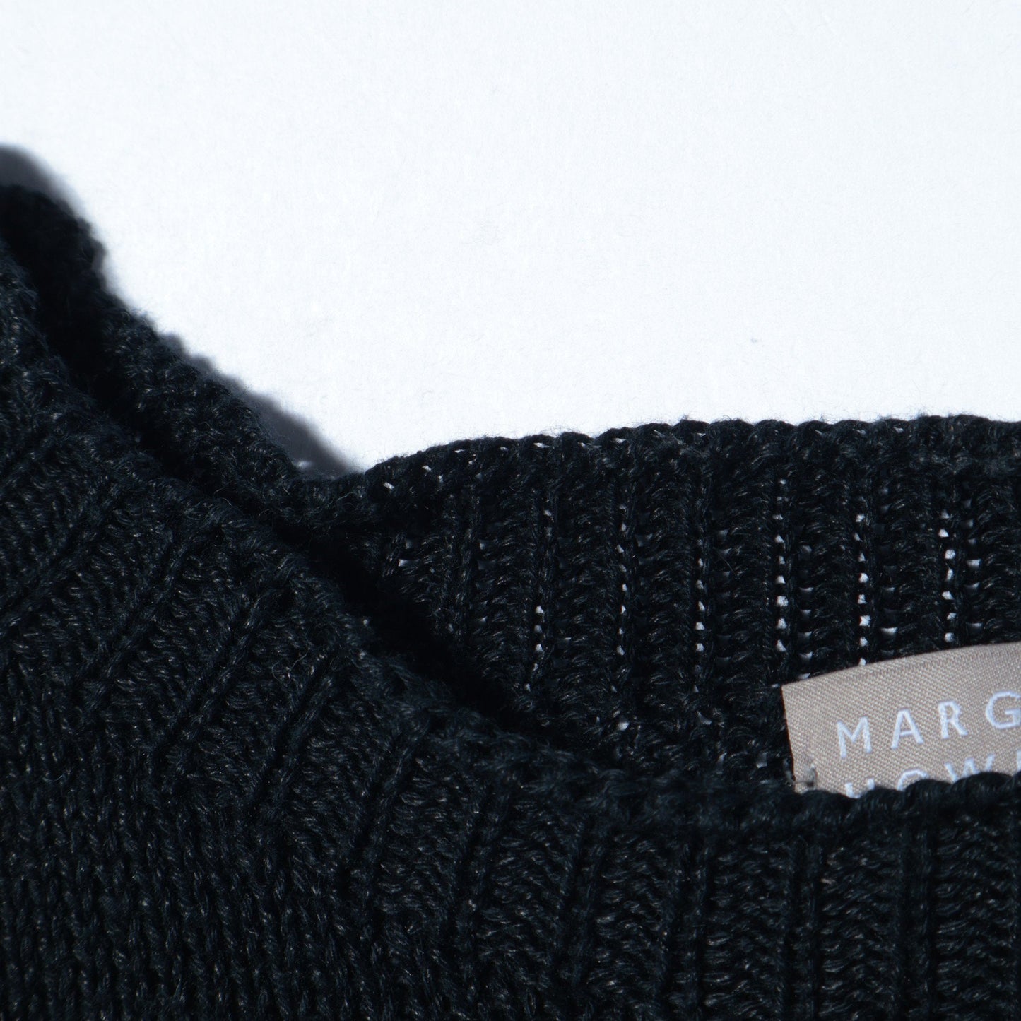 LONG SLEEVE CREW NECK KNIT