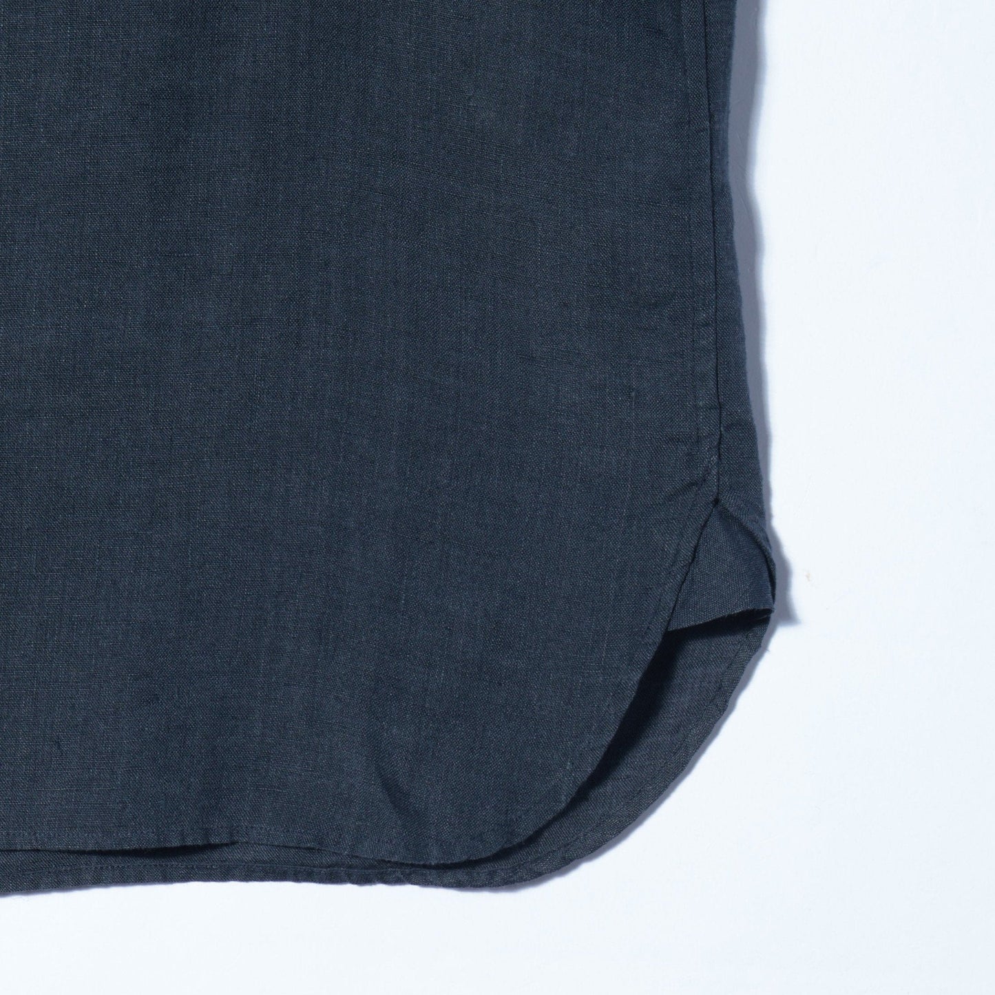 CHAMBRAY LINEN SHIRT