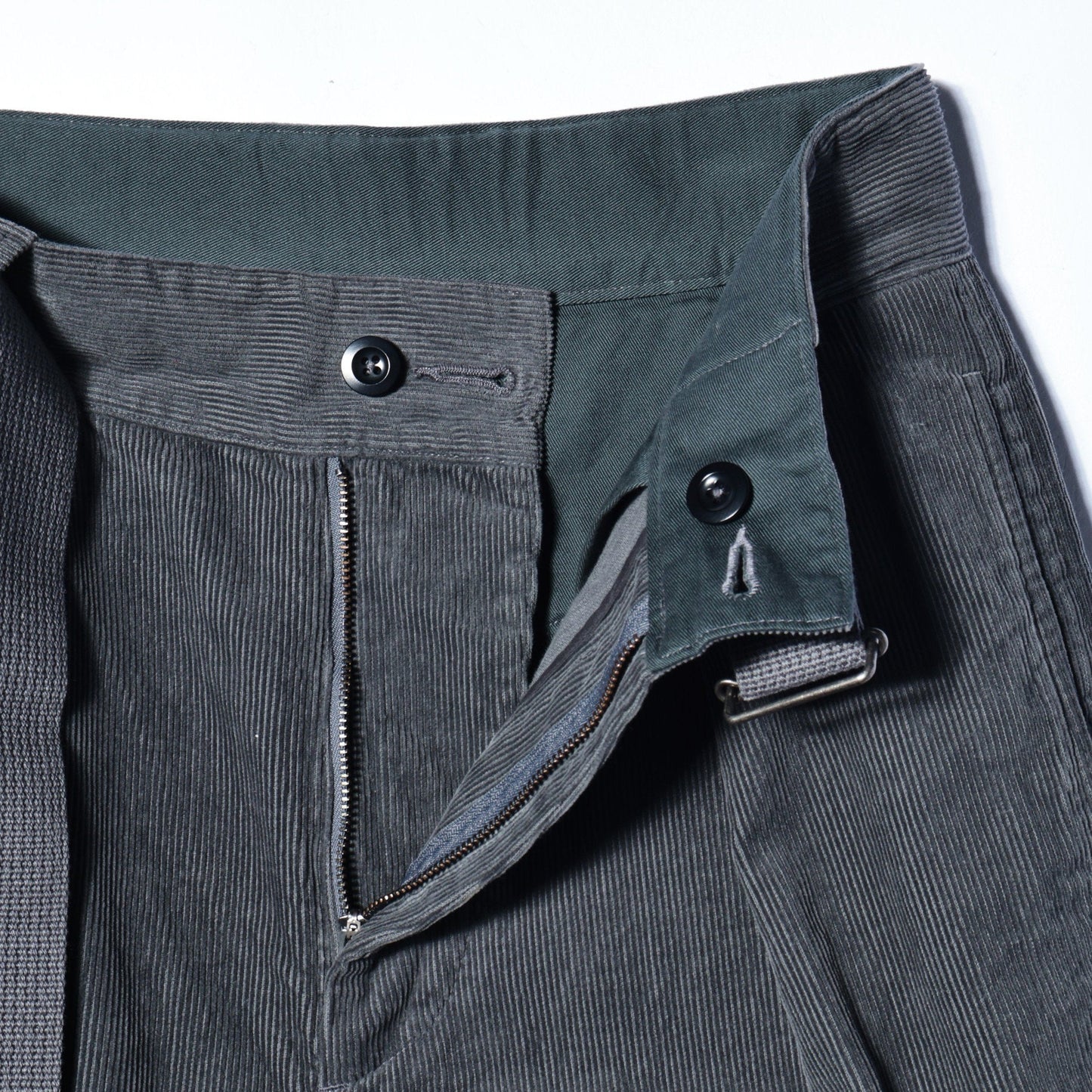 DRY COTTON NEEDLECORD TROUSERS