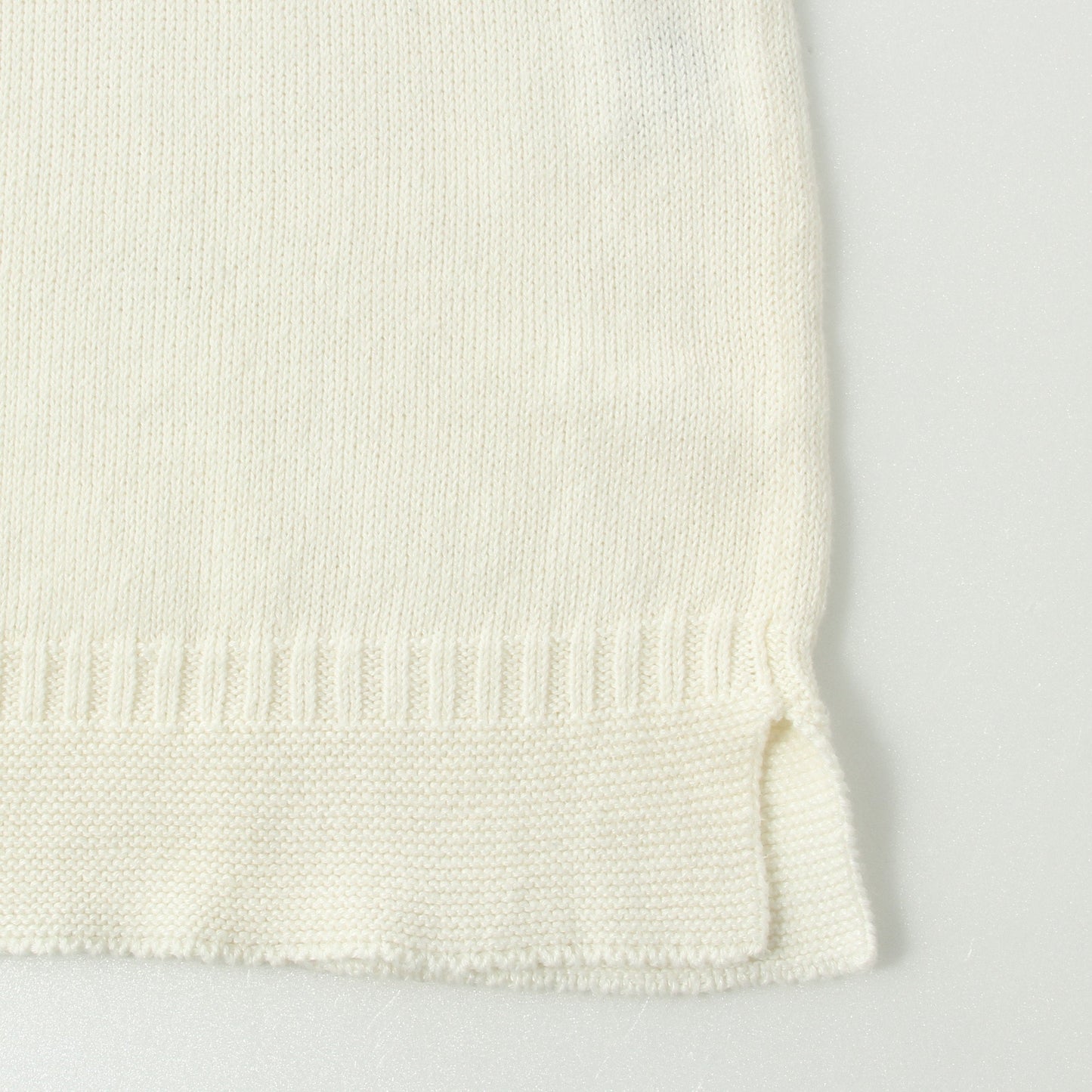 V NECK GUERNSEY KNIT