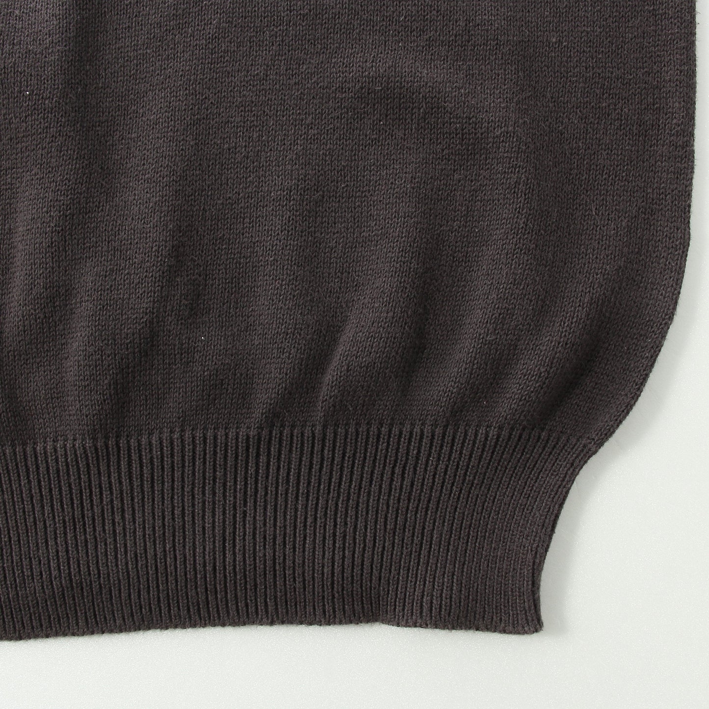 CAST OFF ROLL NECK KNIT