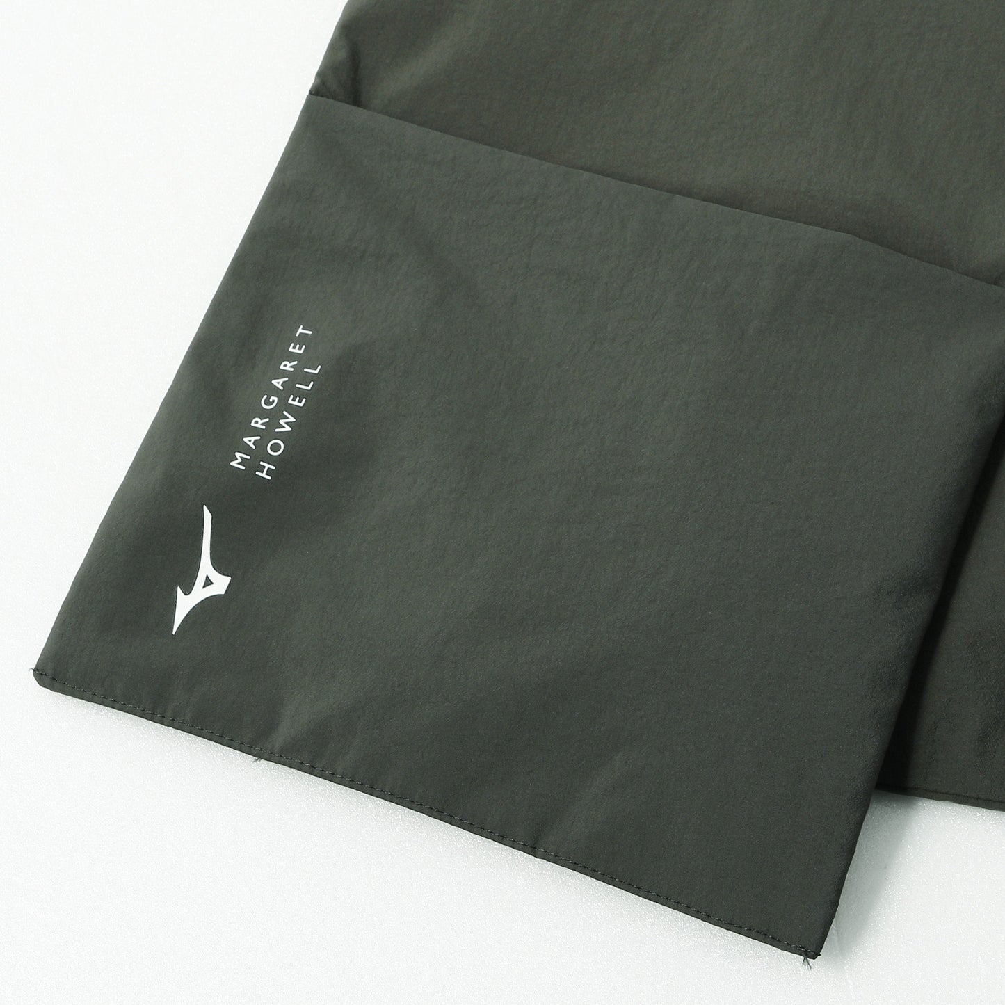 SUPER LIGHT WEIGHT NYLON POPLIN SCARF