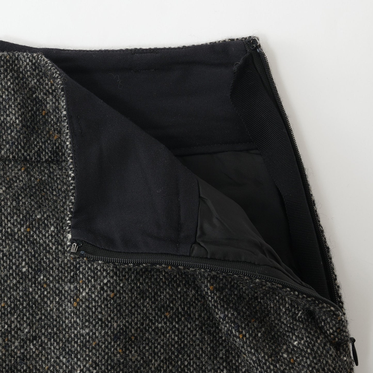WOOL TWEED SKIRT