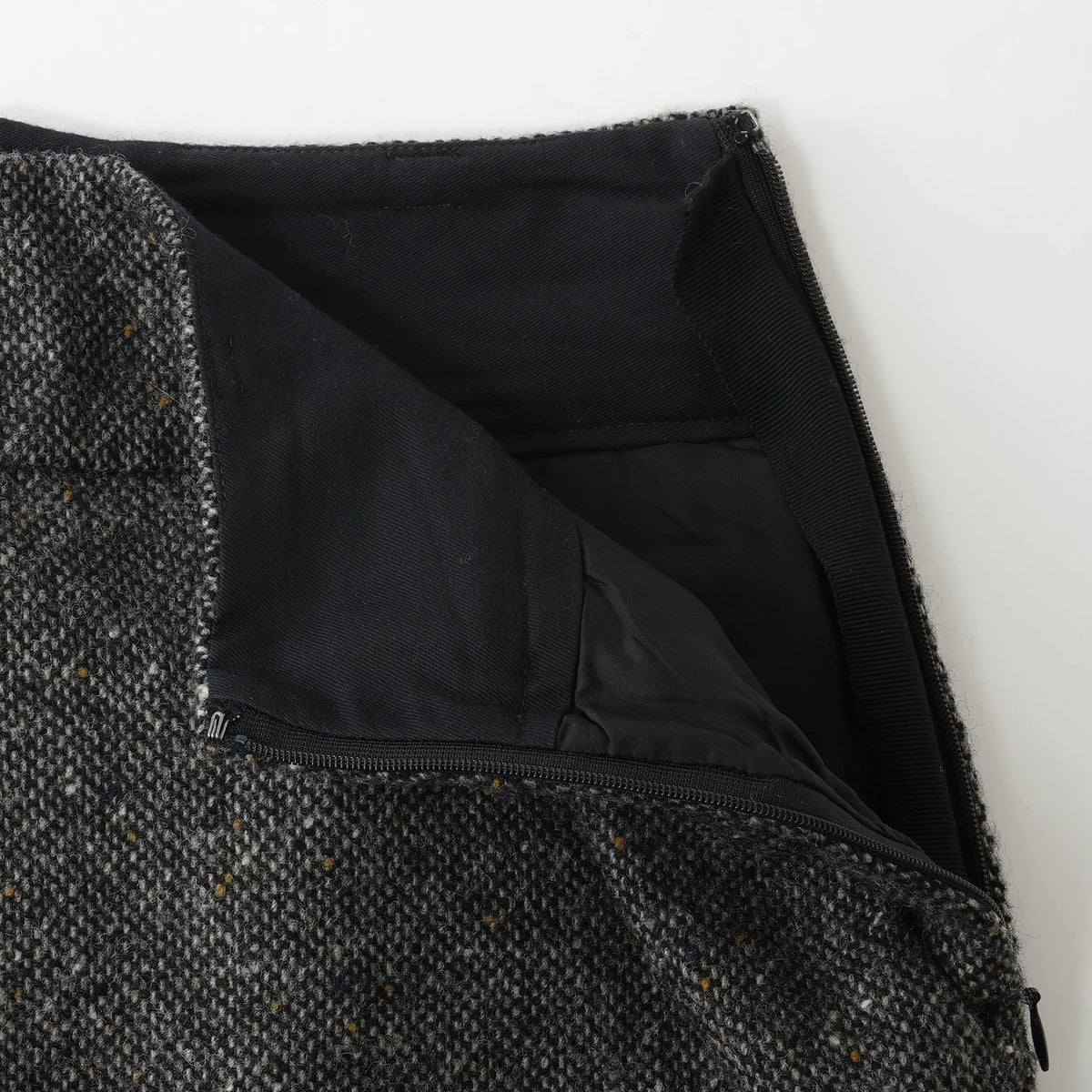 WOOL TWEED SKIRT