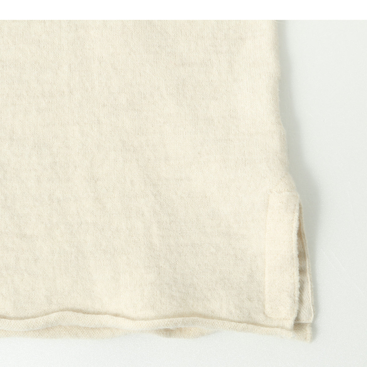 FELTED ROUGH WOOL KNIT