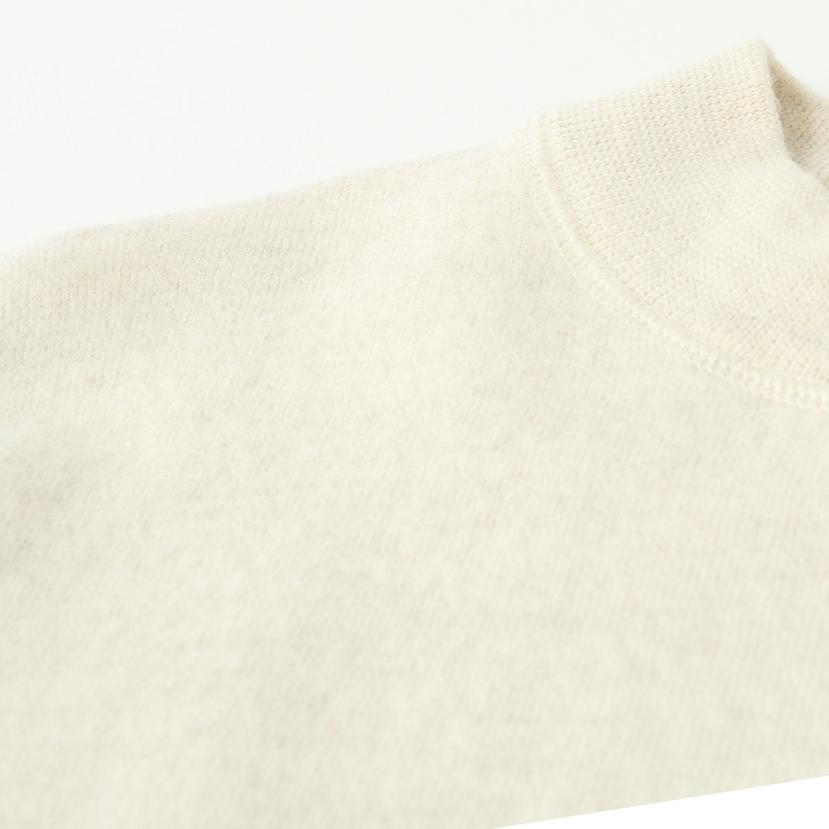 FELTED ROUGH WOOL KNIT
