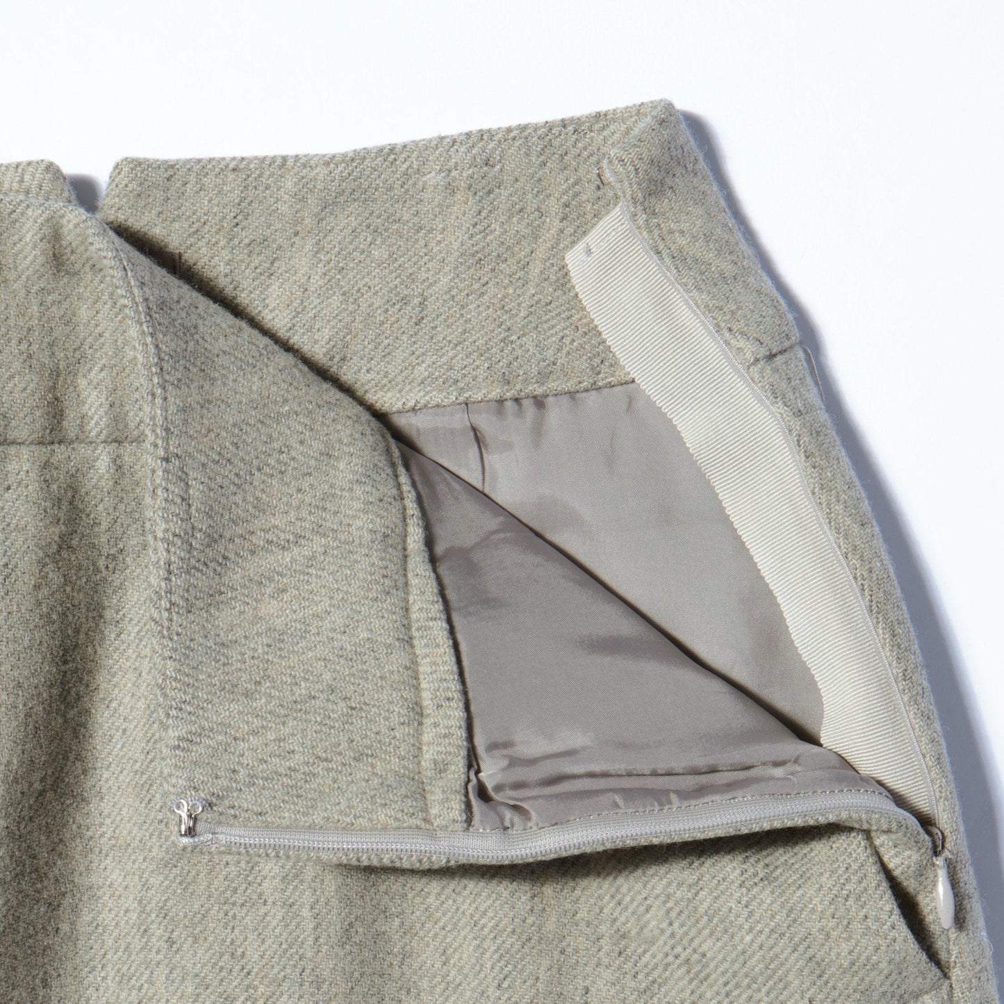 LIGHT BRITISH WOOL SKIRT