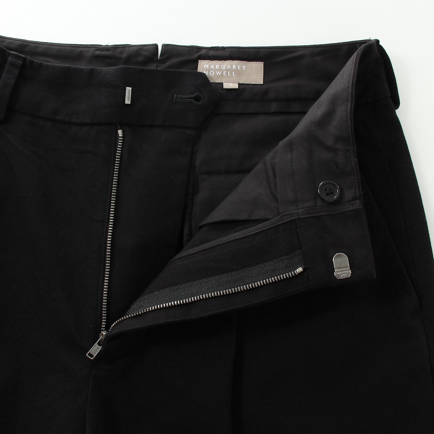 LIGHT COTTON TWILL TROUSERS