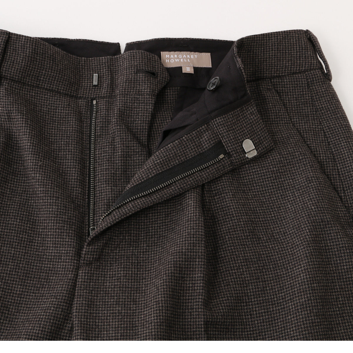 FINE FLANNEL TROUSERS