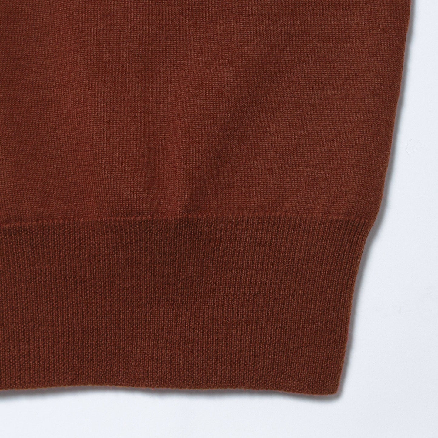 WASHED FINE MERINO KNIT