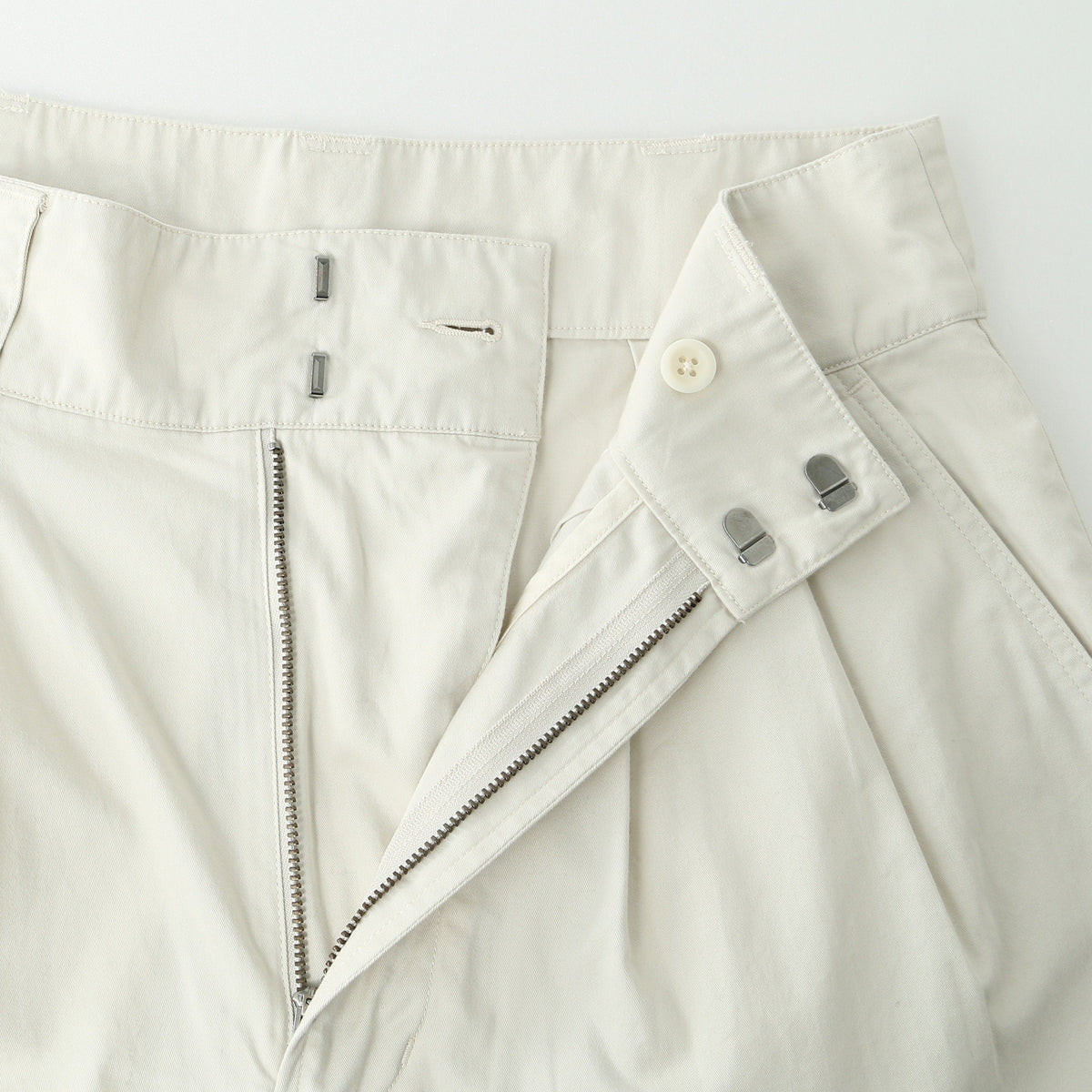 SOFT DENSE COTTON TROUSERS