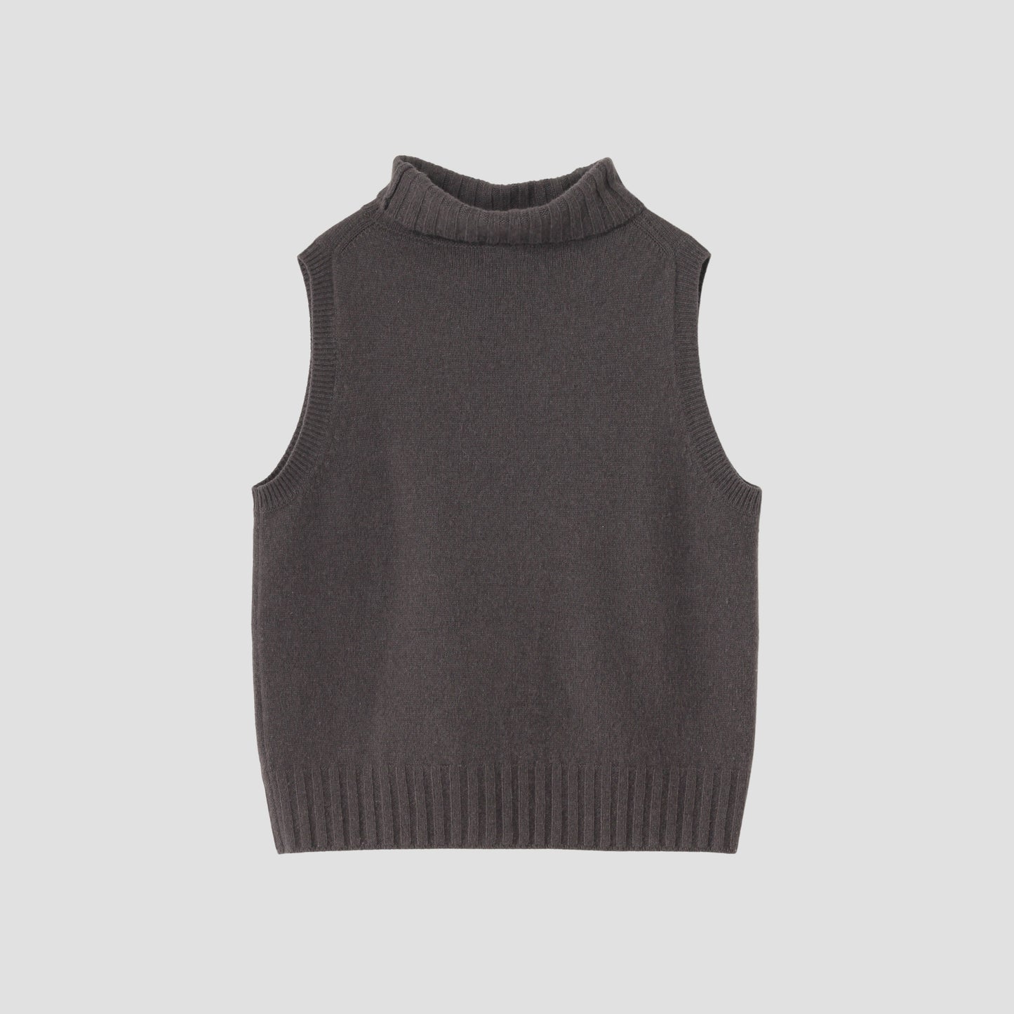 SLEEVELESS TURTLE NECK KNIT