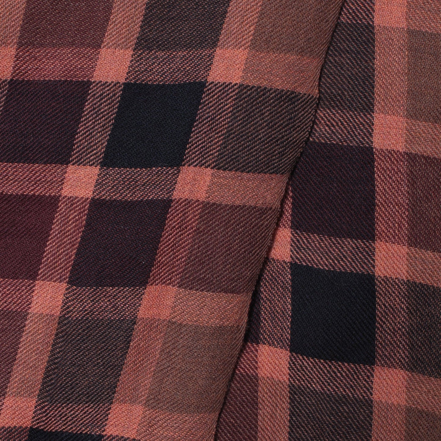 BOLD CHECK SCARF