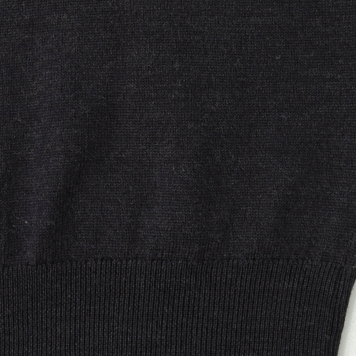 MERINO V NECK CARDIGAN KNIT