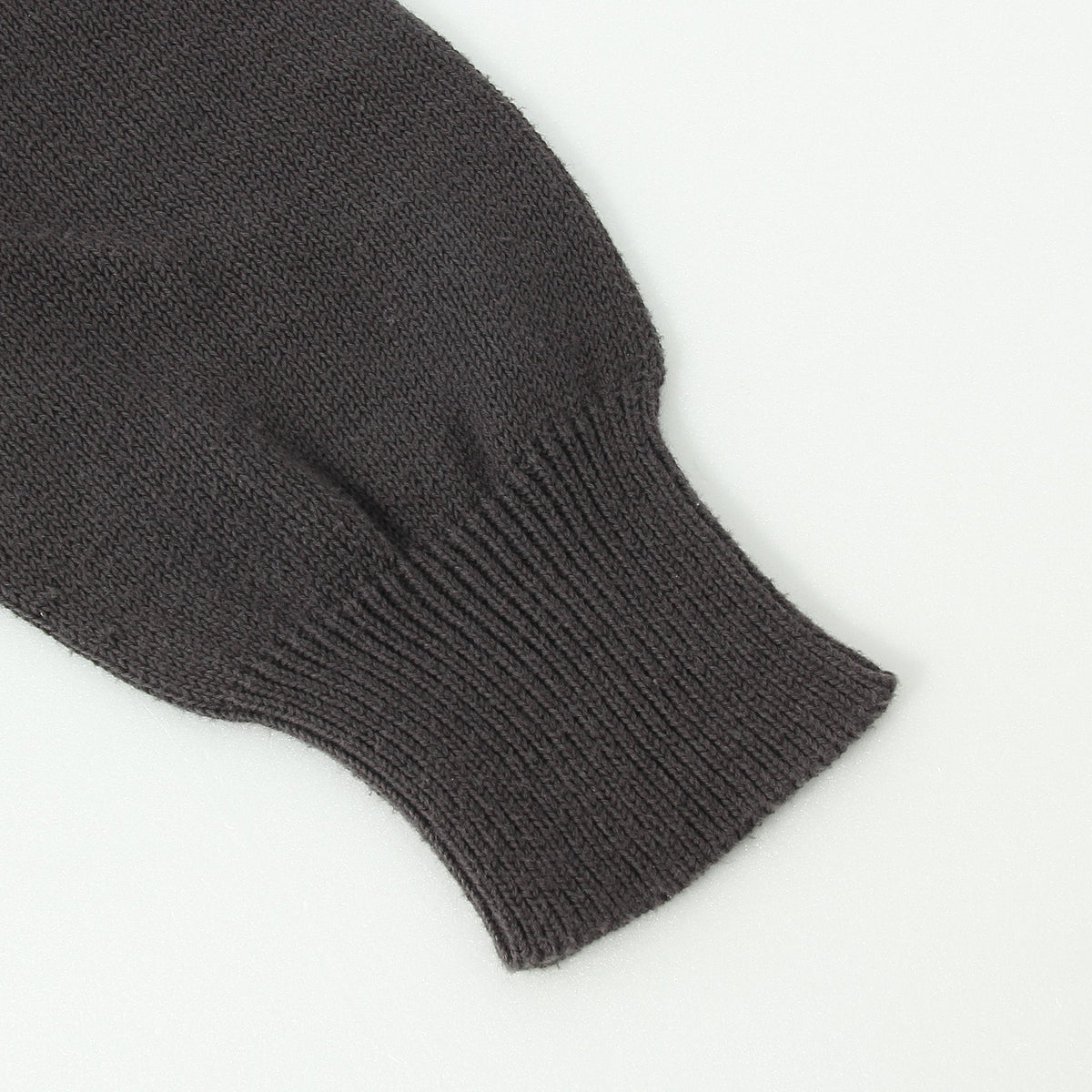 CAST OFF ROLL NECK KNIT