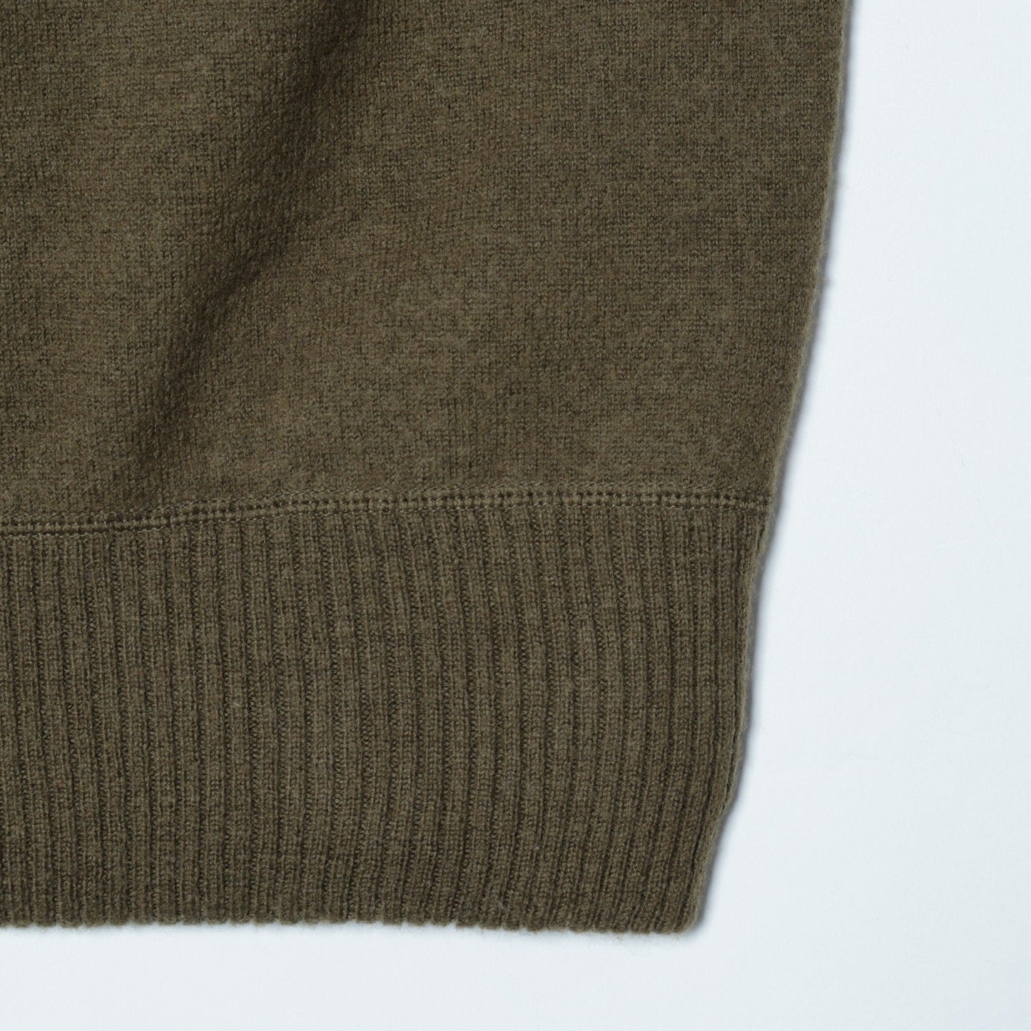 FELTED ROUGH WOOL KNIT