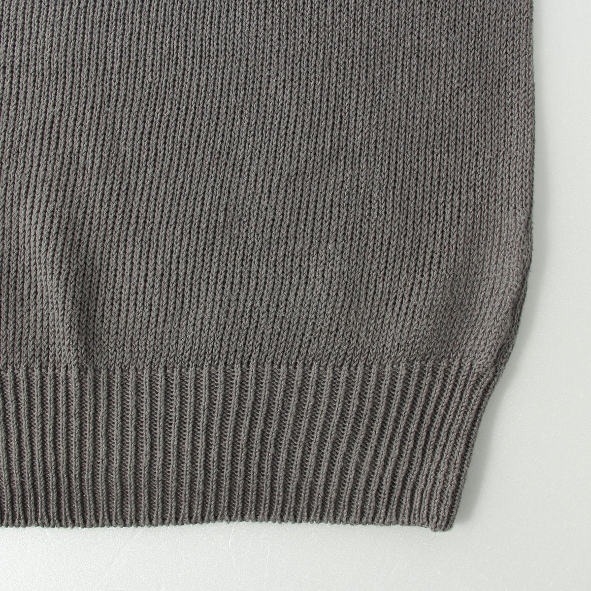 CAST OFF ROLL NECK KNIT