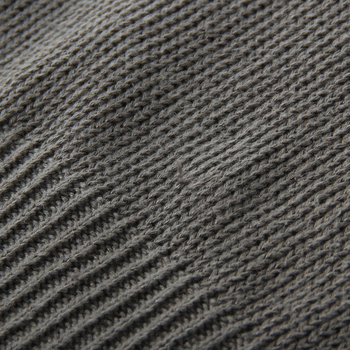 CAST OFF ROLL NECK KNIT