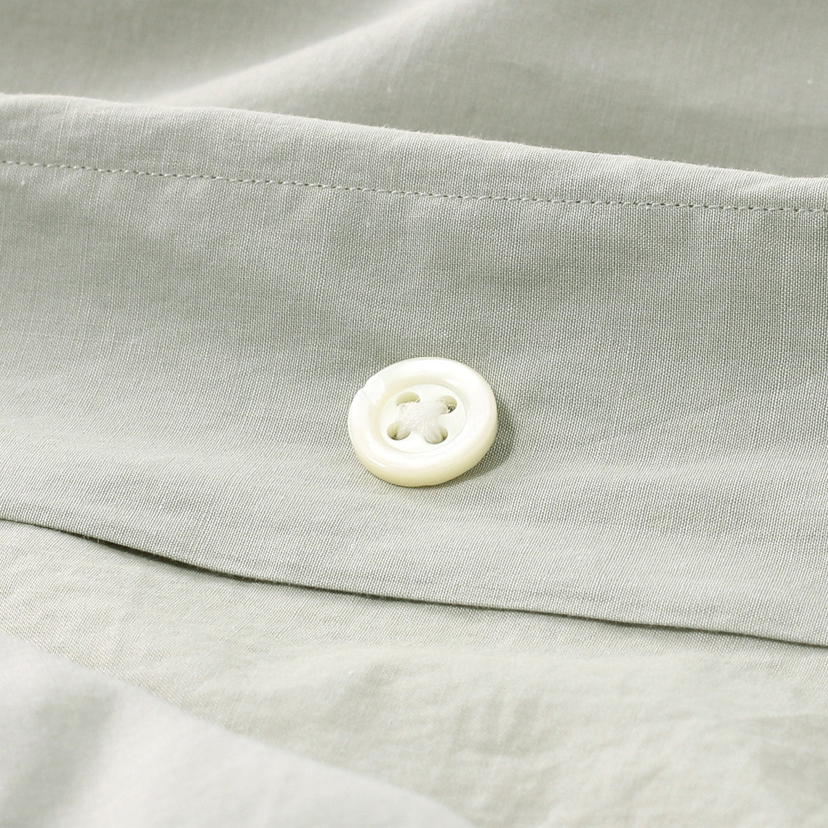 COTTON CHAMBRAY SHIRT