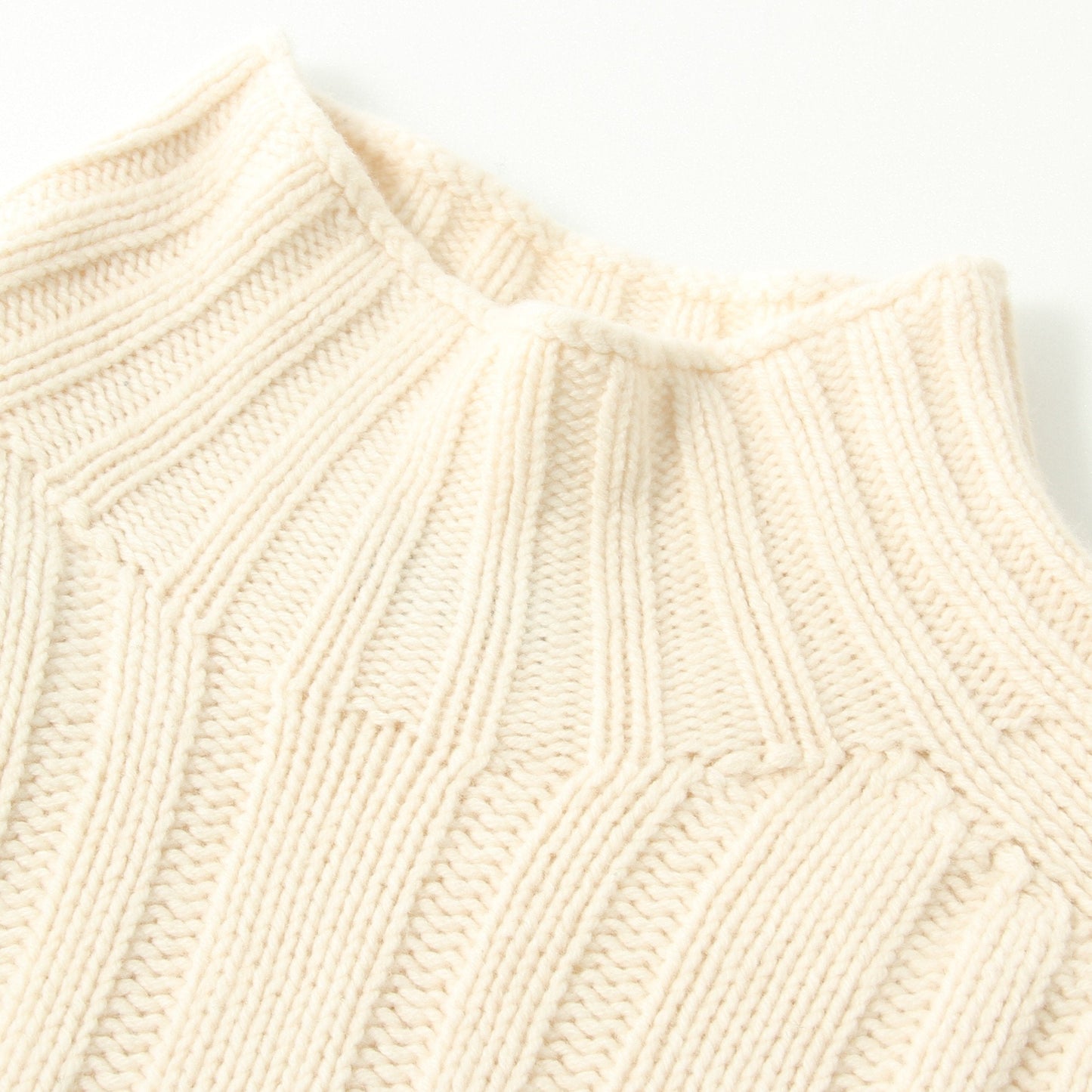 HICK NECK RIBBED JUMPER KNIT