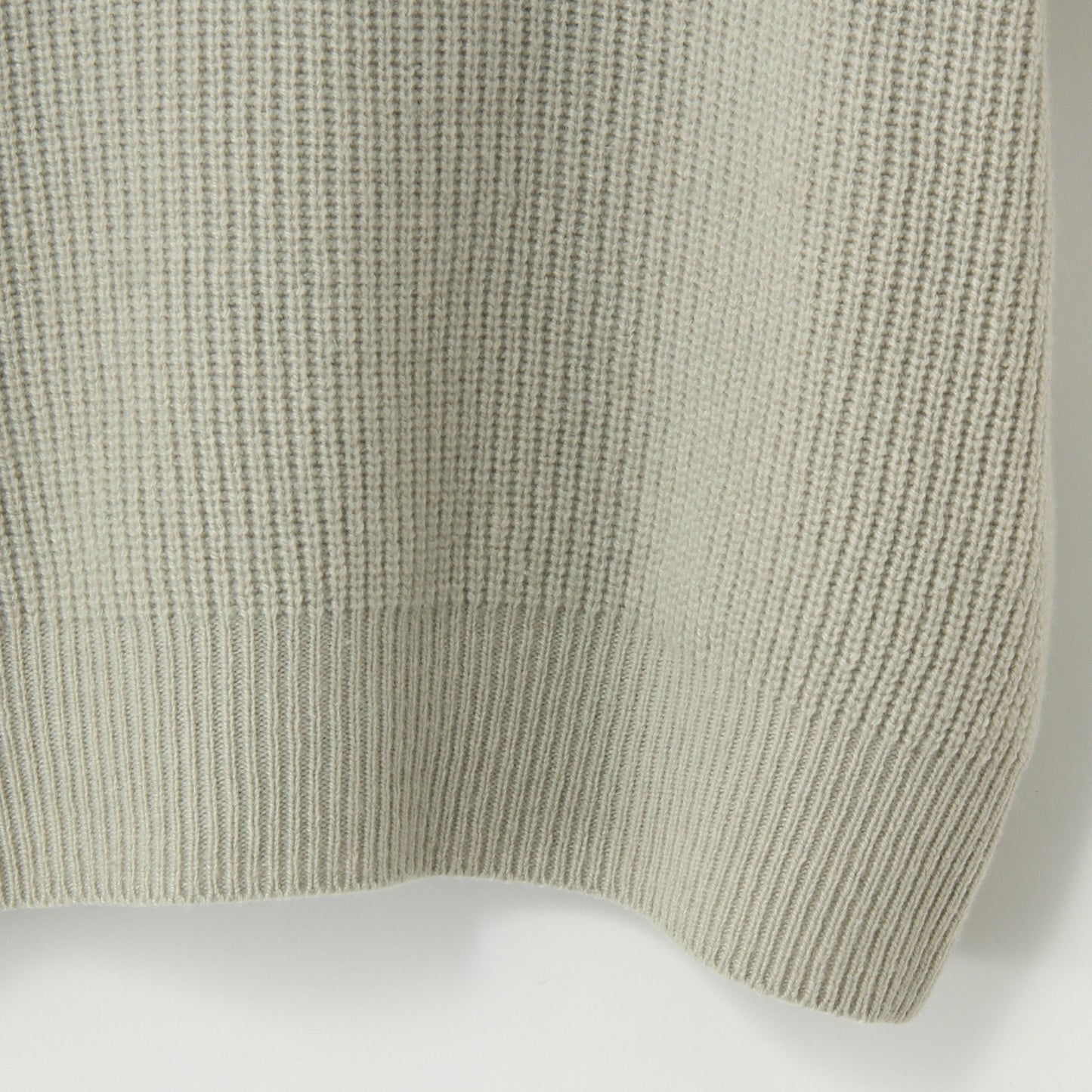 WOOL CASHMERE SILK V NECK JUMP KNIT