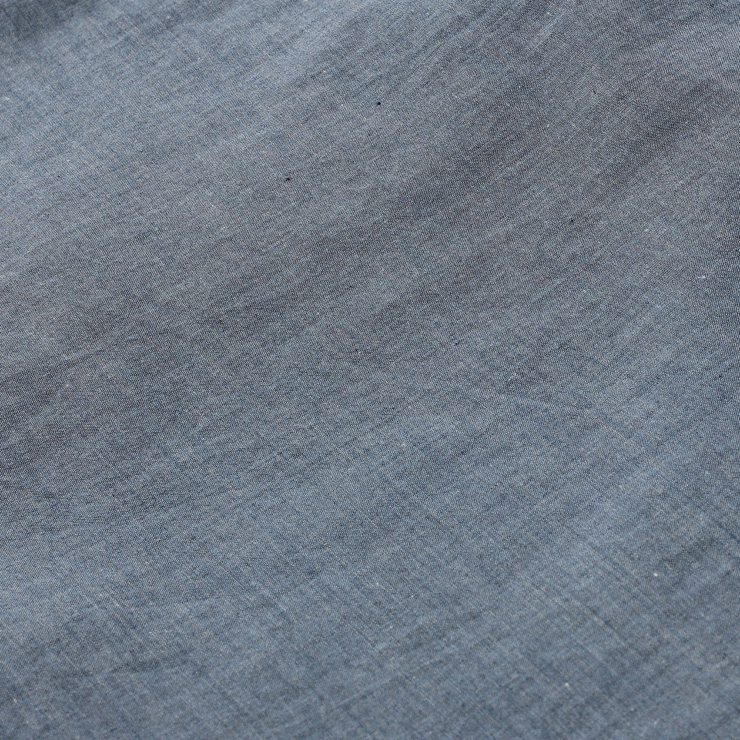 FINE COTTON CHAMBRAY SHIRT