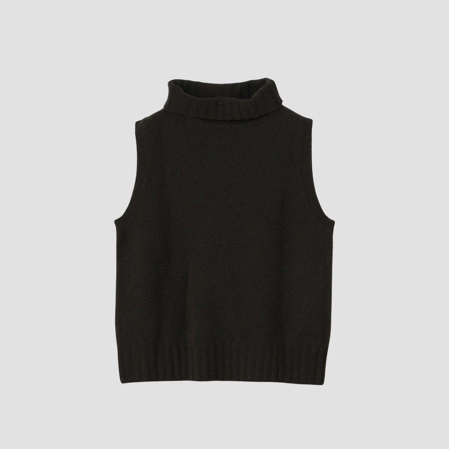 SLEEVELESS TURTLENECK KNIT