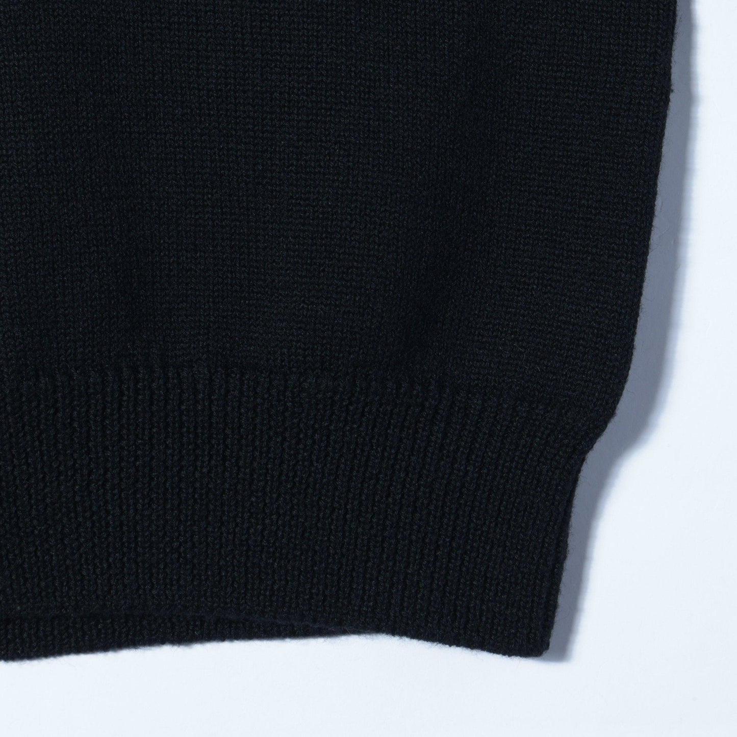 DENSE WOOL KNIT