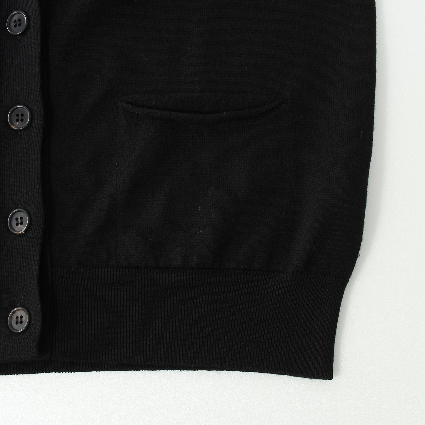 MERINO V NECK CARDIGAN KNIT