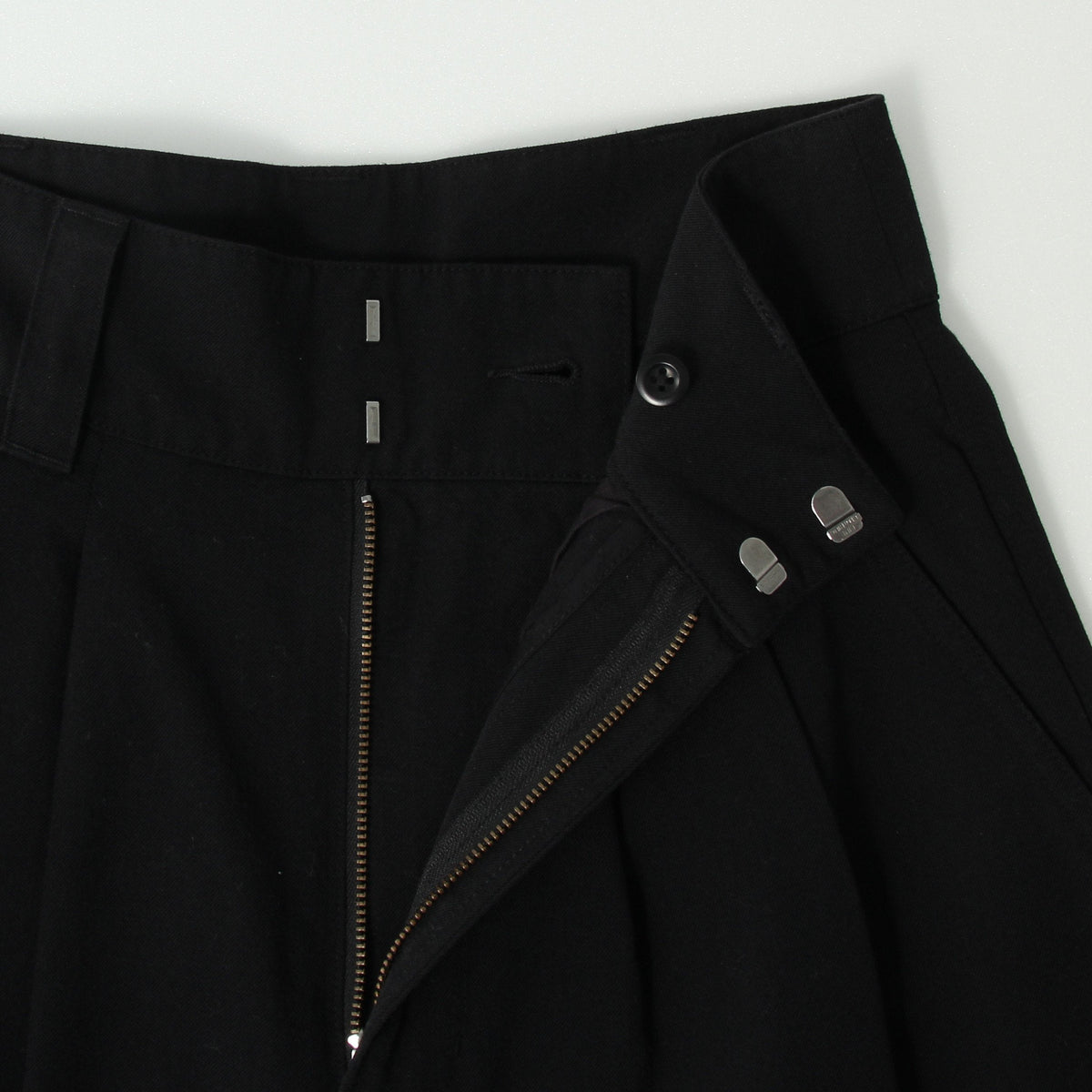 WOOL COTTON TWILL TROUSERS