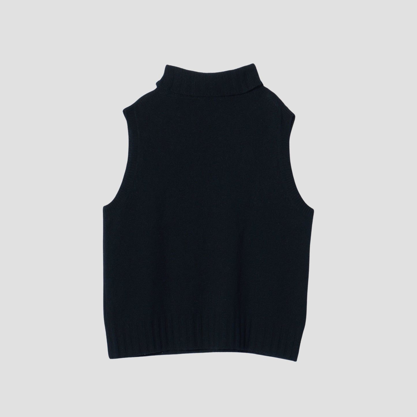 SLEEVELESS ROLL NECK KNIT