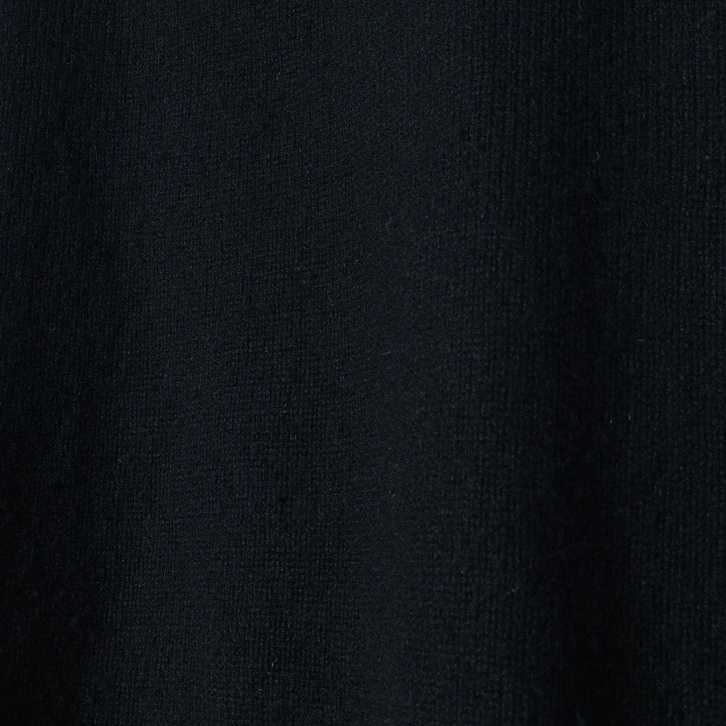 SLEEVELESS ROLL NECK KNIT