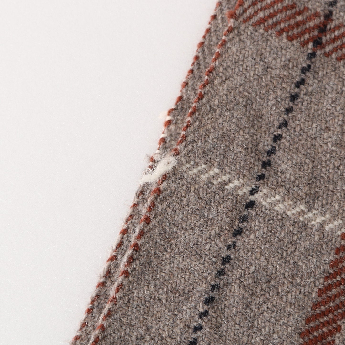 IRREGULAR CHECK SCARF