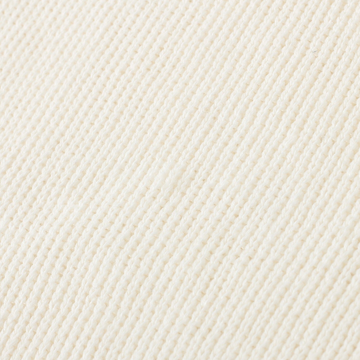 CAST OFF ROLL NECK KNIT
