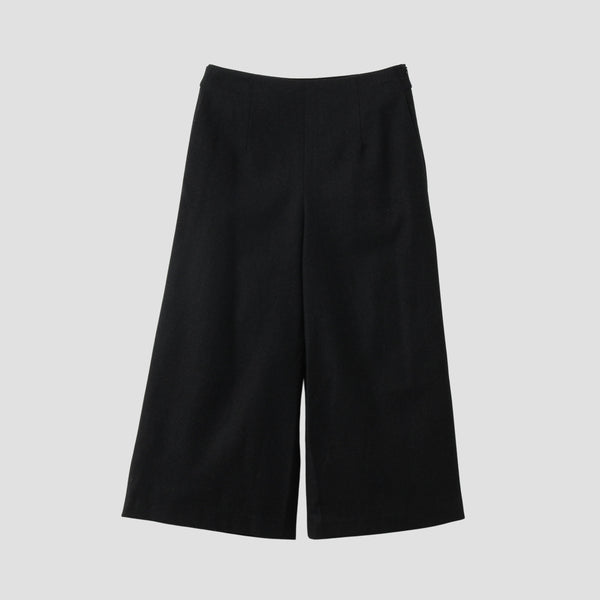 LIGHT FLANNEL TROUSERS