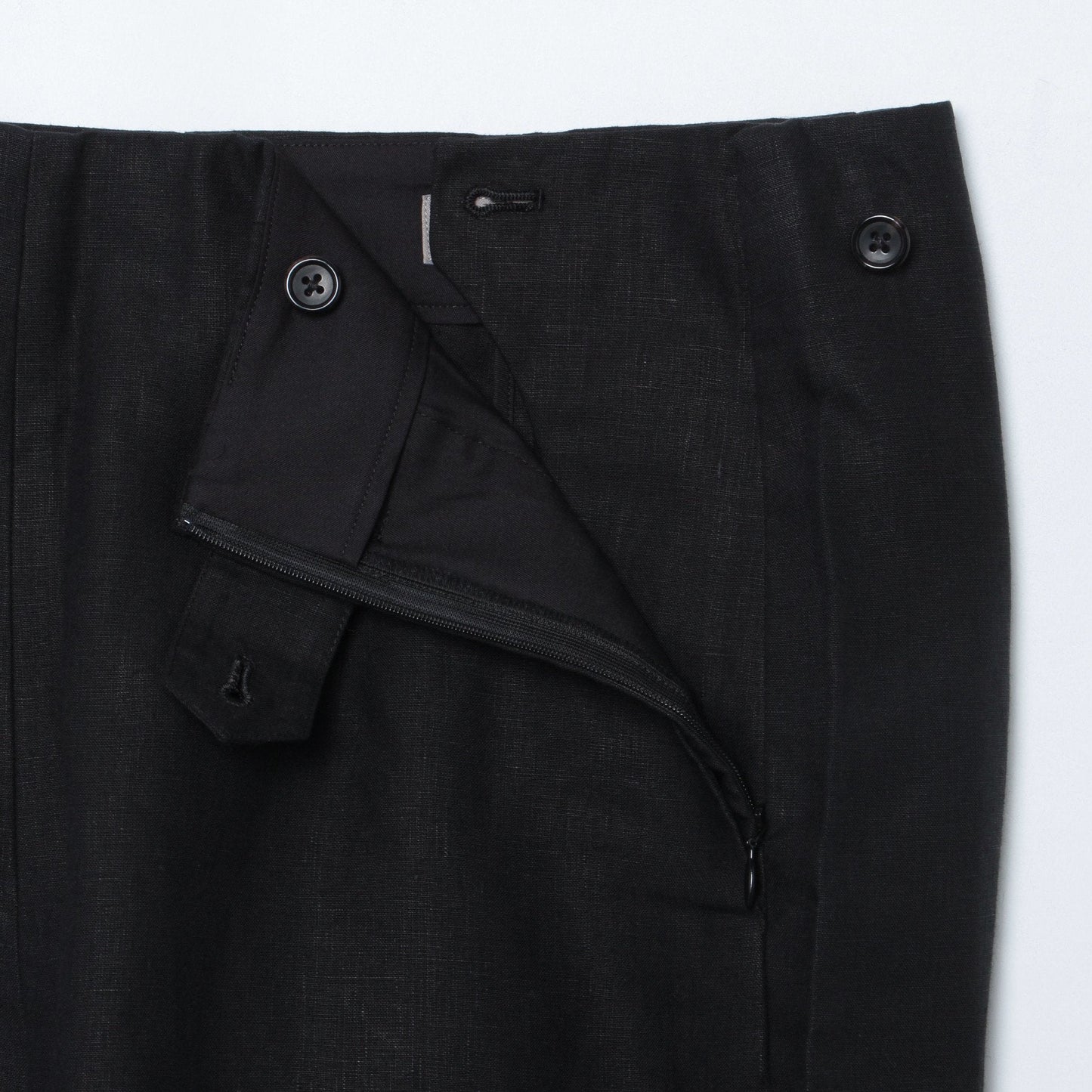 LINEN TROUSERS