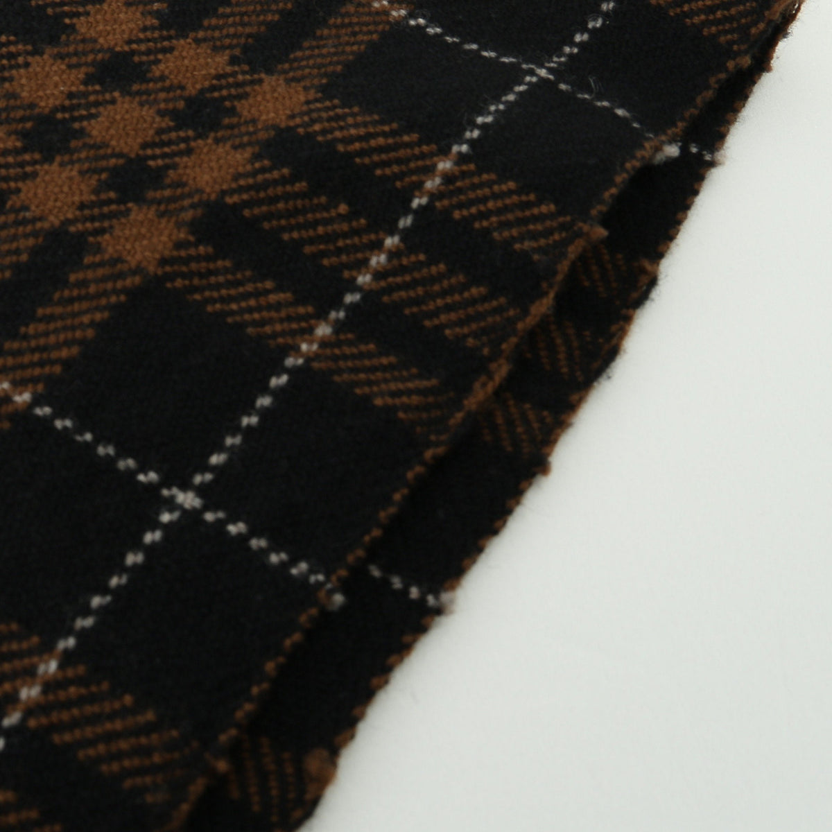 IRREGULAR CHECK SCARF